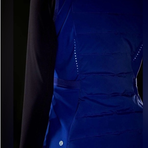 NWT Lululemon Down For It All Vest Psychic Blue Running Puffer Vest Size 2 - Picture 5 of 13